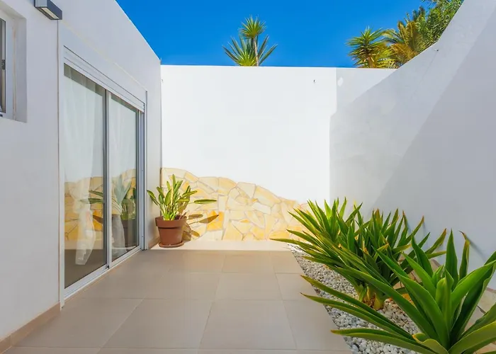 Tranquila Con Piscina Privada Βίλα *